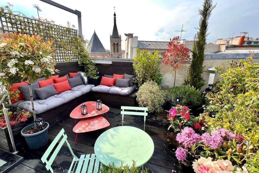 Rooftop Triplex With Garden At Notre Dame Appartement Parijs