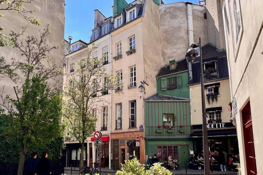 Appartement Rooftop Triplex With Garden At Notre Dame